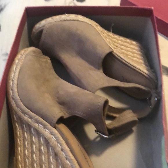 👠 shoes taupe color - Picture 5 of 5